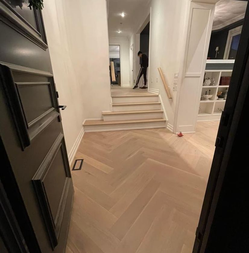 Hardwood
						flooring