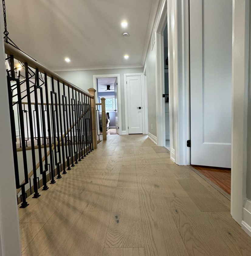 Hardwood
						flooring