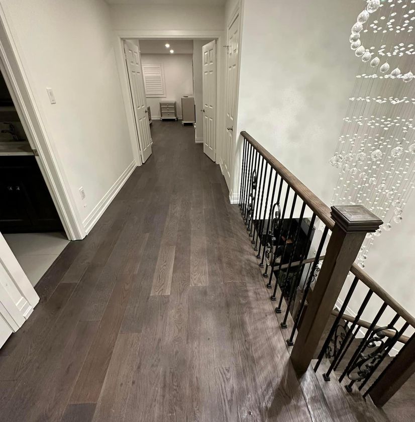 Hardwood
						flooring